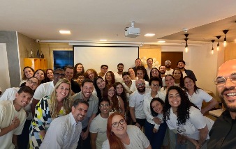 Palestra corporativa da Eleva em andamento